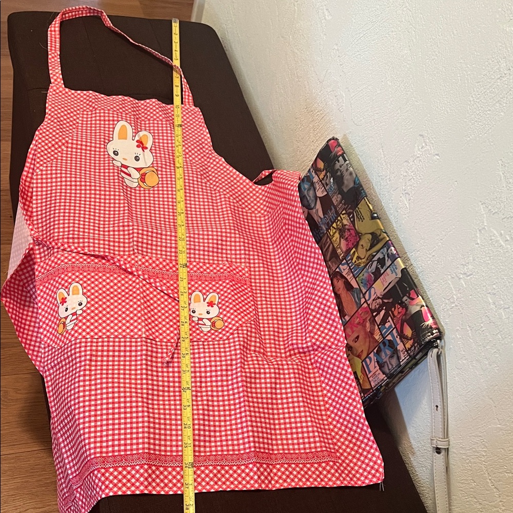 #1108** Unisex Red Gingham Apron with Bunny Design - Picture 4 of 9